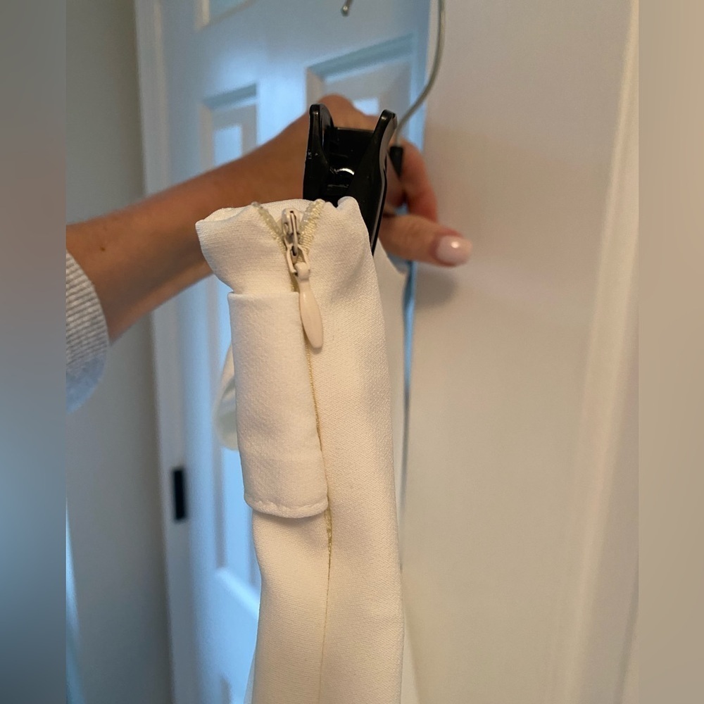 Zara Women’s Ruffle Hem Creamy White Skirt Size M - Picture 5 of 6